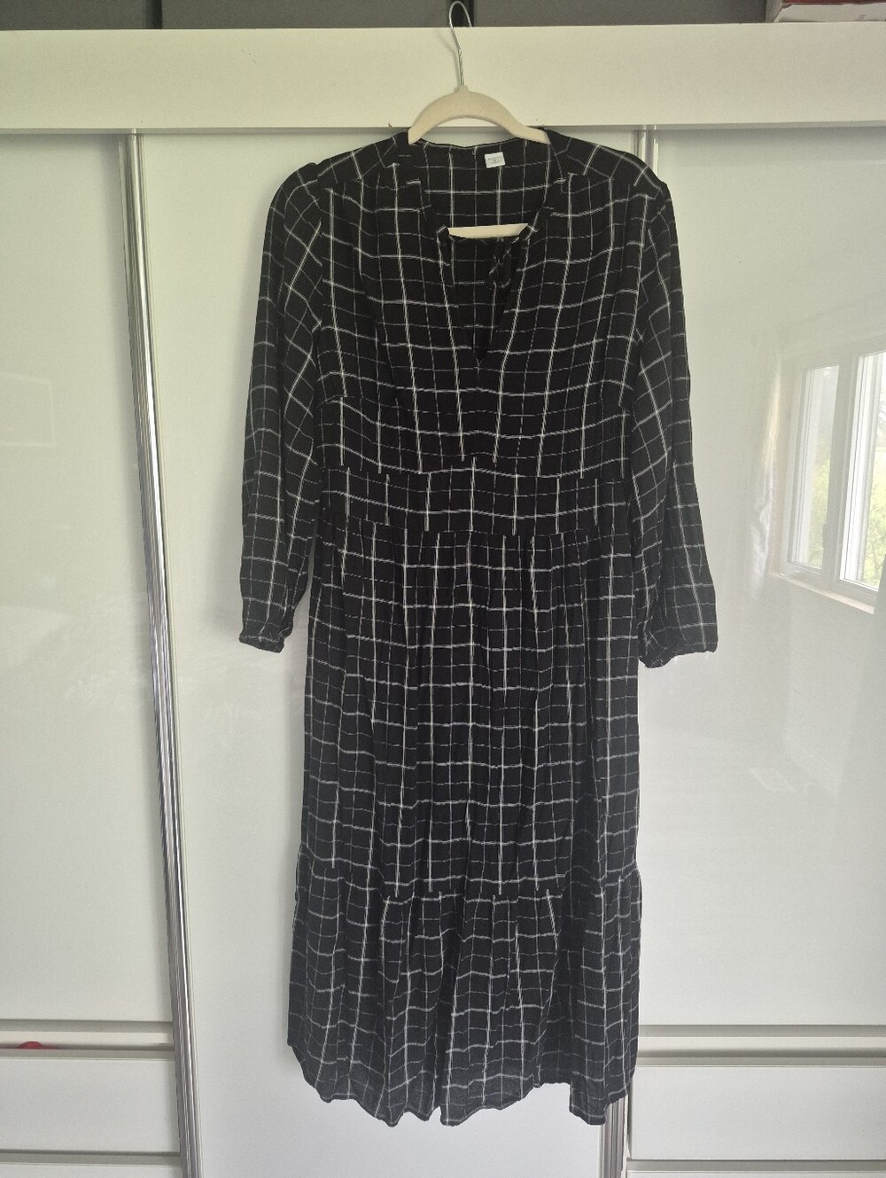 Old Navy Black Windowpane Tiered Midi Dress